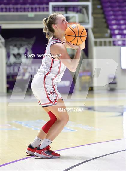 Thumbnail 1 in Timpanogos vs. Springville (UHSAA 5A Quarterfinal) photogallery.