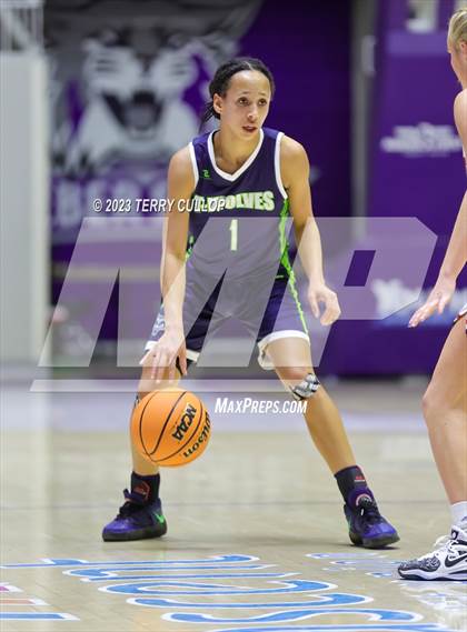 Thumbnail 3 in Timpanogos vs. Springville (UHSAA 5A Quarterfinal) photogallery.