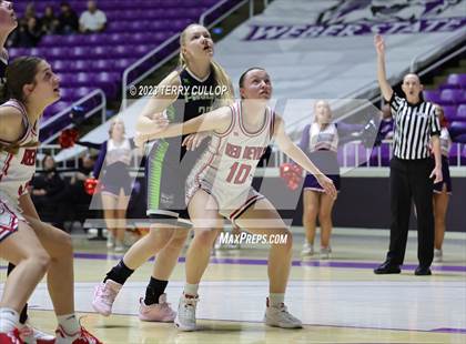 Thumbnail 1 in Timpanogos vs. Springville (UHSAA 5A Quarterfinal) photogallery.
