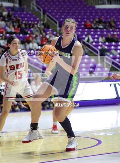 Thumbnail 1 in Timpanogos vs. Springville (UHSAA 5A Quarterfinal) photogallery.