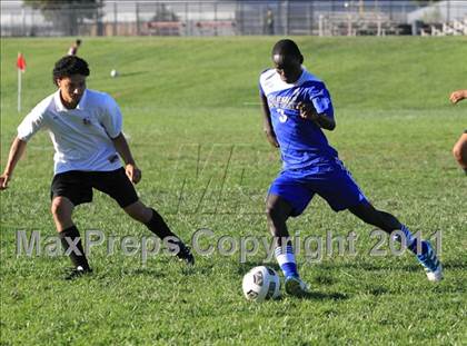 Thumbnail 2 in Capital Christian vs Mesa Verde photogallery.