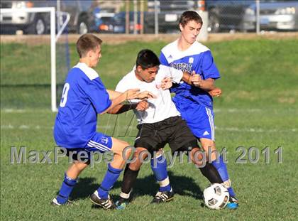 Thumbnail 2 in Capital Christian vs Mesa Verde photogallery.