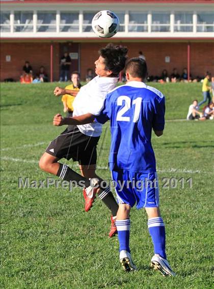 Thumbnail 1 in Capital Christian vs Mesa Verde photogallery.