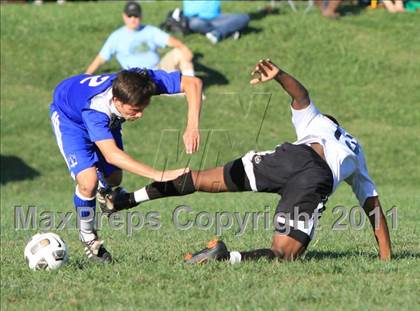 Thumbnail 3 in Capital Christian vs Mesa Verde photogallery.