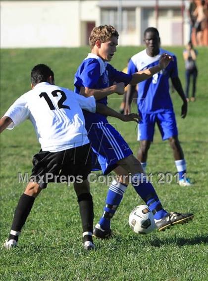 Thumbnail 2 in Capital Christian vs Mesa Verde photogallery.