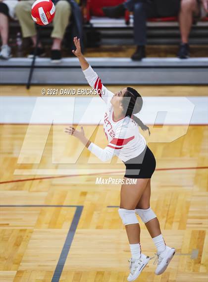 Thumbnail 2 in Miami @ Perryton photogallery.