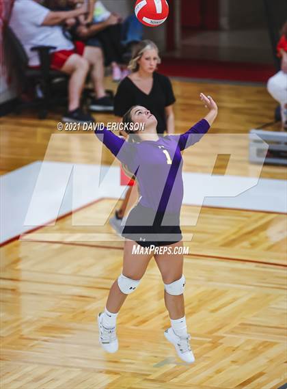 Thumbnail 3 in Miami @ Perryton photogallery.