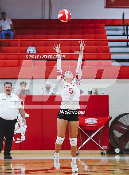 Thumbnail 1 in Miami @ Perryton photogallery.