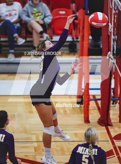 Thumbnail 1 in Miami @ Perryton photogallery.
