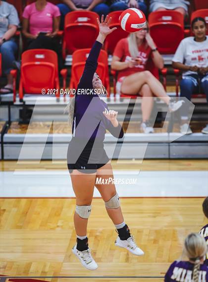 Thumbnail 3 in Miami @ Perryton photogallery.