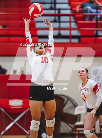 Thumbnail 2 in Miami @ Perryton photogallery.