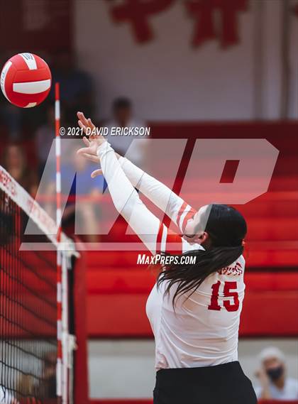 Thumbnail 3 in Miami @ Perryton photogallery.