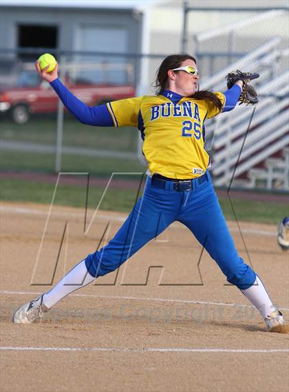 Thumbnail 2 in Shawnee vs Buena photogallery.