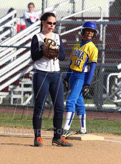 Thumbnail 1 in Shawnee vs Buena photogallery.