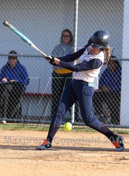 Thumbnail 3 in Shawnee vs Buena photogallery.
