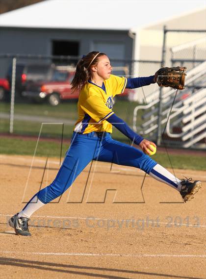 Thumbnail 2 in Shawnee vs Buena photogallery.