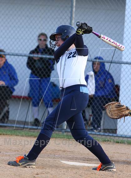 Thumbnail 1 in Shawnee vs Buena photogallery.