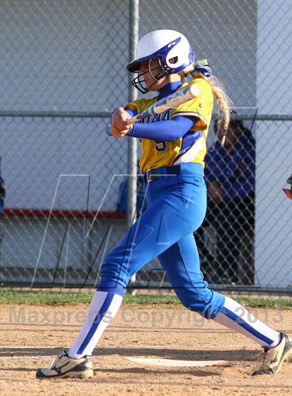 Thumbnail 3 in Shawnee vs Buena photogallery.