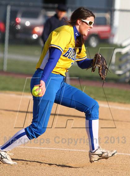 Thumbnail 3 in Shawnee vs Buena photogallery.