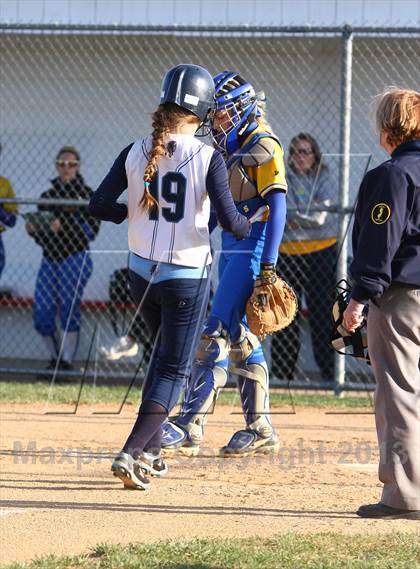 Thumbnail 2 in Shawnee vs Buena photogallery.