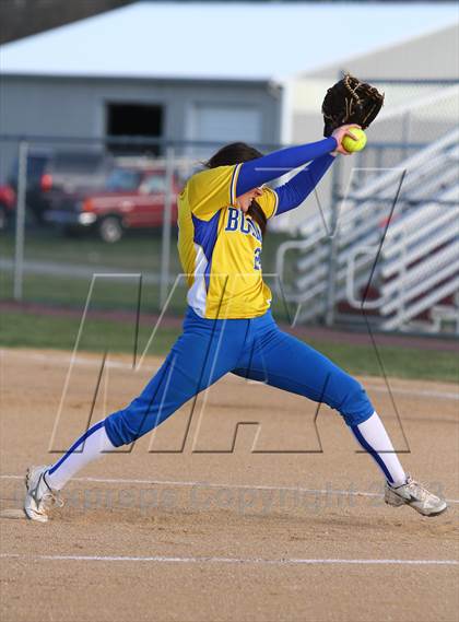 Thumbnail 1 in Shawnee vs Buena photogallery.