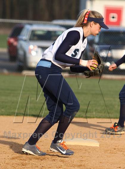 Thumbnail 2 in Shawnee vs Buena photogallery.