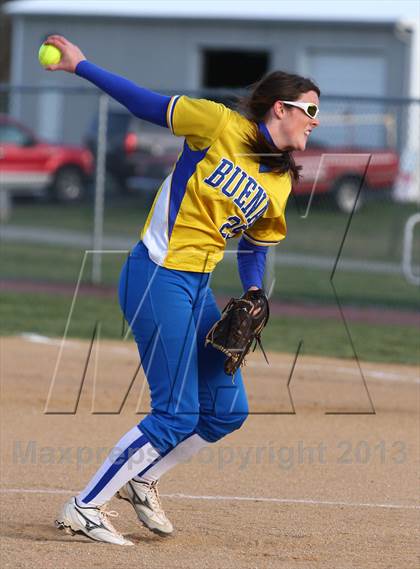Thumbnail 2 in Shawnee vs Buena photogallery.