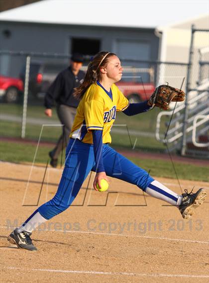 Thumbnail 1 in Shawnee vs Buena photogallery.