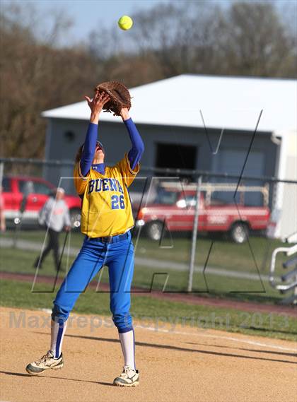 Thumbnail 2 in Shawnee vs Buena photogallery.