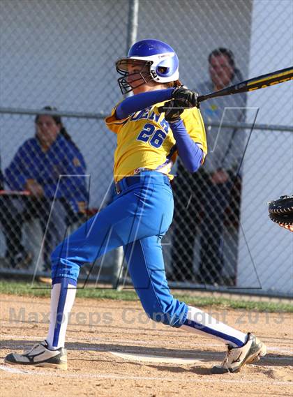 Thumbnail 1 in Shawnee vs Buena photogallery.