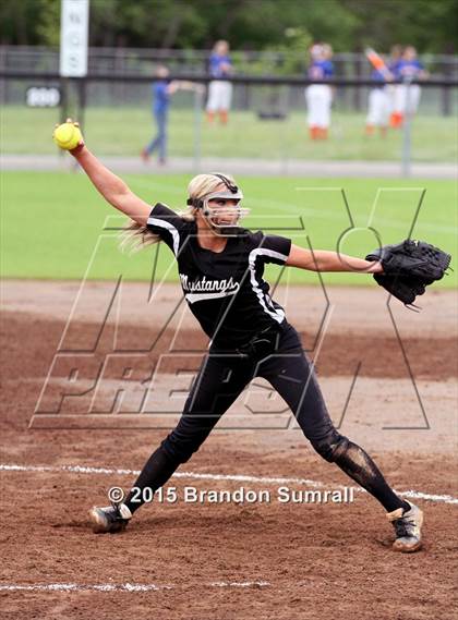 Thumbnail 3 in Isabella vs Thorsby (Mustang Invitational) photogallery.