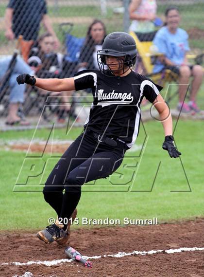 Thumbnail 1 in Isabella vs Thorsby (Mustang Invitational) photogallery.