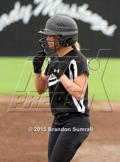 Thumbnail 3 in Isabella vs Thorsby (Mustang Invitational) photogallery.