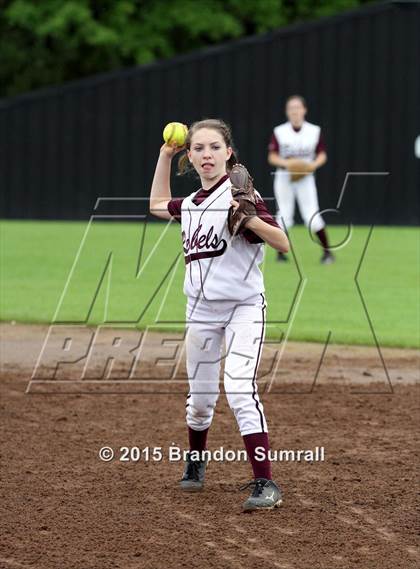 Thumbnail 3 in Isabella vs Thorsby (Mustang Invitational) photogallery.