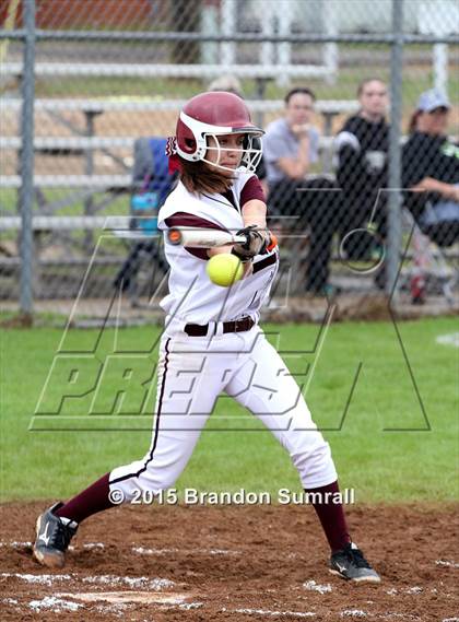 Thumbnail 3 in Isabella vs Thorsby (Mustang Invitational) photogallery.