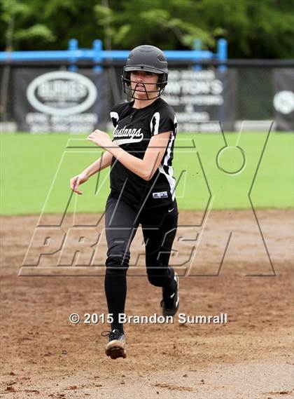 Thumbnail 3 in Isabella vs Thorsby (Mustang Invitational) photogallery.