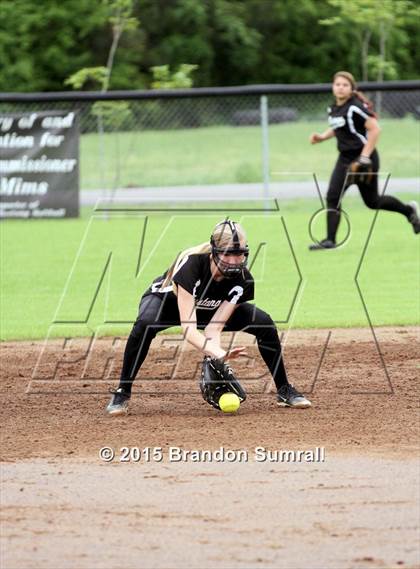 Thumbnail 2 in Isabella vs Thorsby (Mustang Invitational) photogallery.