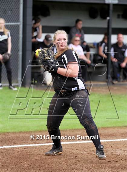Thumbnail 3 in Isabella vs Thorsby (Mustang Invitational) photogallery.