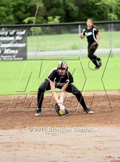 Thumbnail 3 in Isabella vs Thorsby (Mustang Invitational) photogallery.
