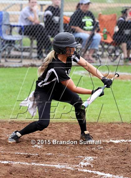 Thumbnail 2 in Isabella vs Thorsby (Mustang Invitational) photogallery.