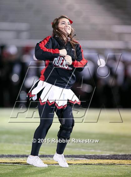 Thumbnail 3 in Tenaha vs. Muenster (UIL 2A Division II Regional Playoff) photogallery.