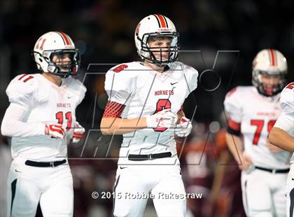 Thumbnail 2 in Tenaha vs. Muenster (UIL 2A Division II Regional Playoff) photogallery.