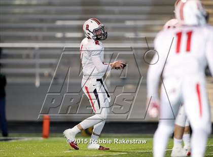 Thumbnail 1 in Tenaha vs. Muenster (UIL 2A Division II Regional Playoff) photogallery.