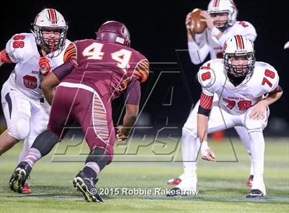 Thumbnail 3 in Tenaha vs. Muenster (UIL 2A Division II Regional Playoff) photogallery.