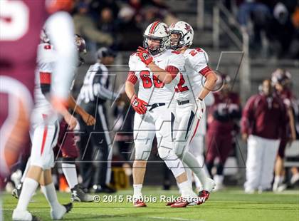 Thumbnail 1 in Tenaha vs. Muenster (UIL 2A Division II Regional Playoff) photogallery.