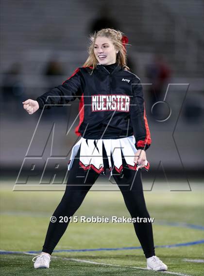 Thumbnail 3 in Tenaha vs. Muenster (UIL 2A Division II Regional Playoff) photogallery.