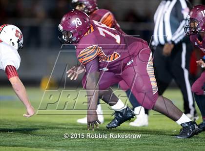 Thumbnail 2 in Tenaha vs. Muenster (UIL 2A Division II Regional Playoff) photogallery.