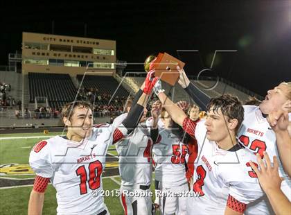 Thumbnail 1 in Tenaha vs. Muenster (UIL 2A Division II Regional Playoff) photogallery.