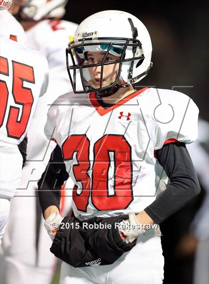 Thumbnail 1 in Tenaha vs. Muenster (UIL 2A Division II Regional Playoff) photogallery.