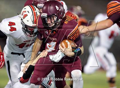 Thumbnail 3 in Tenaha vs. Muenster (UIL 2A Division II Regional Playoff) photogallery.